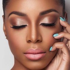 3 Spring Makeup Must-Haves for Women